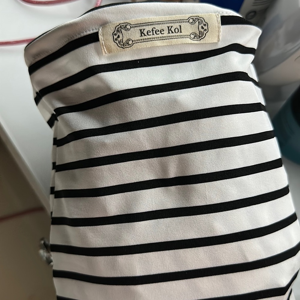 Kefee Kol nursing poncho multifunctional